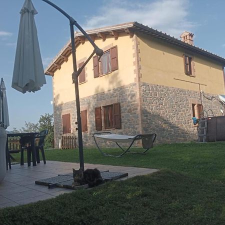 Appartamento Il Gelso Rosso Comunanza Esterno foto