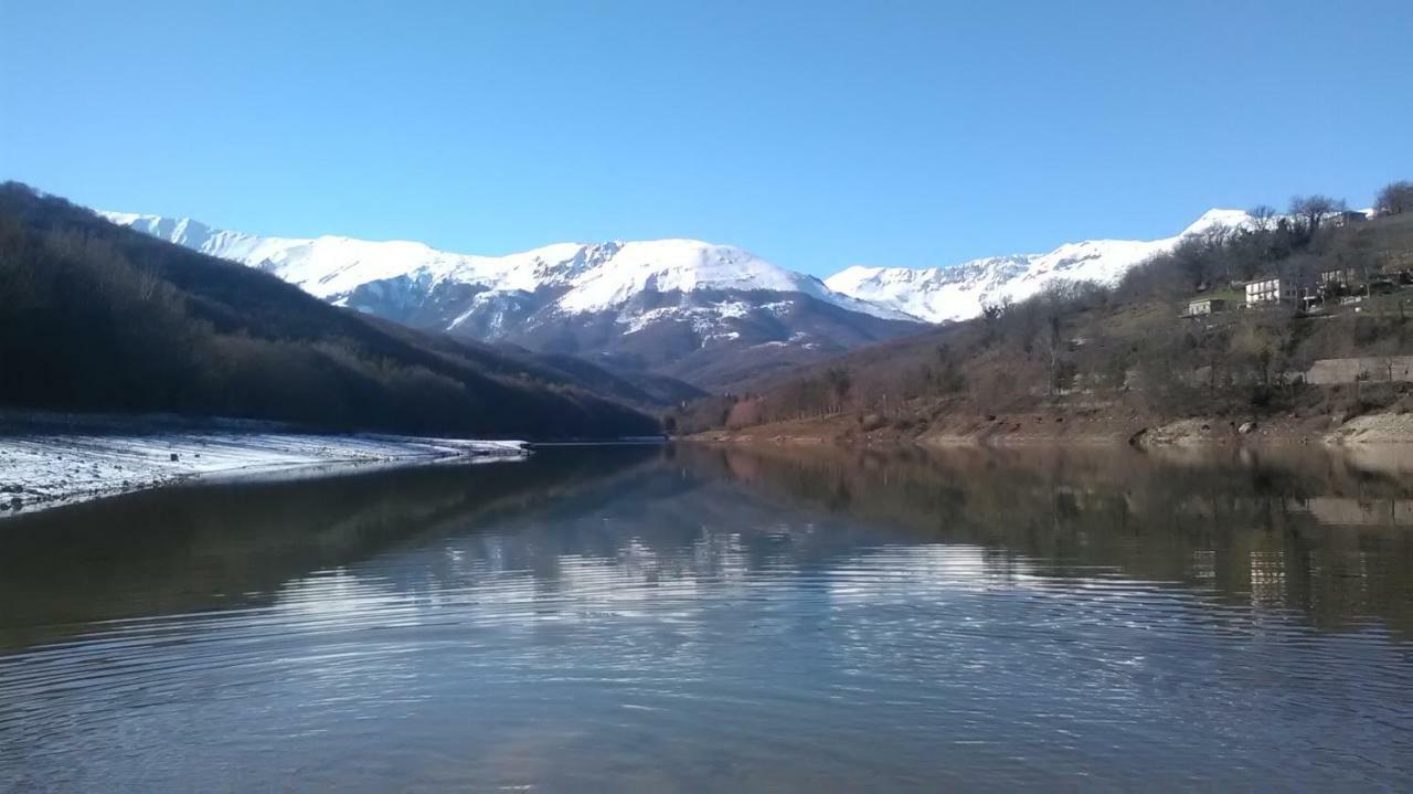 Appartamento Il Gelso Rosso Comunanza Esterno foto