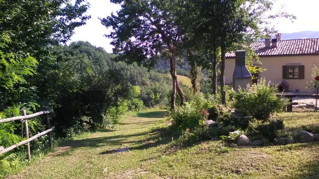 Appartamento Il Gelso Rosso Comunanza Esterno foto