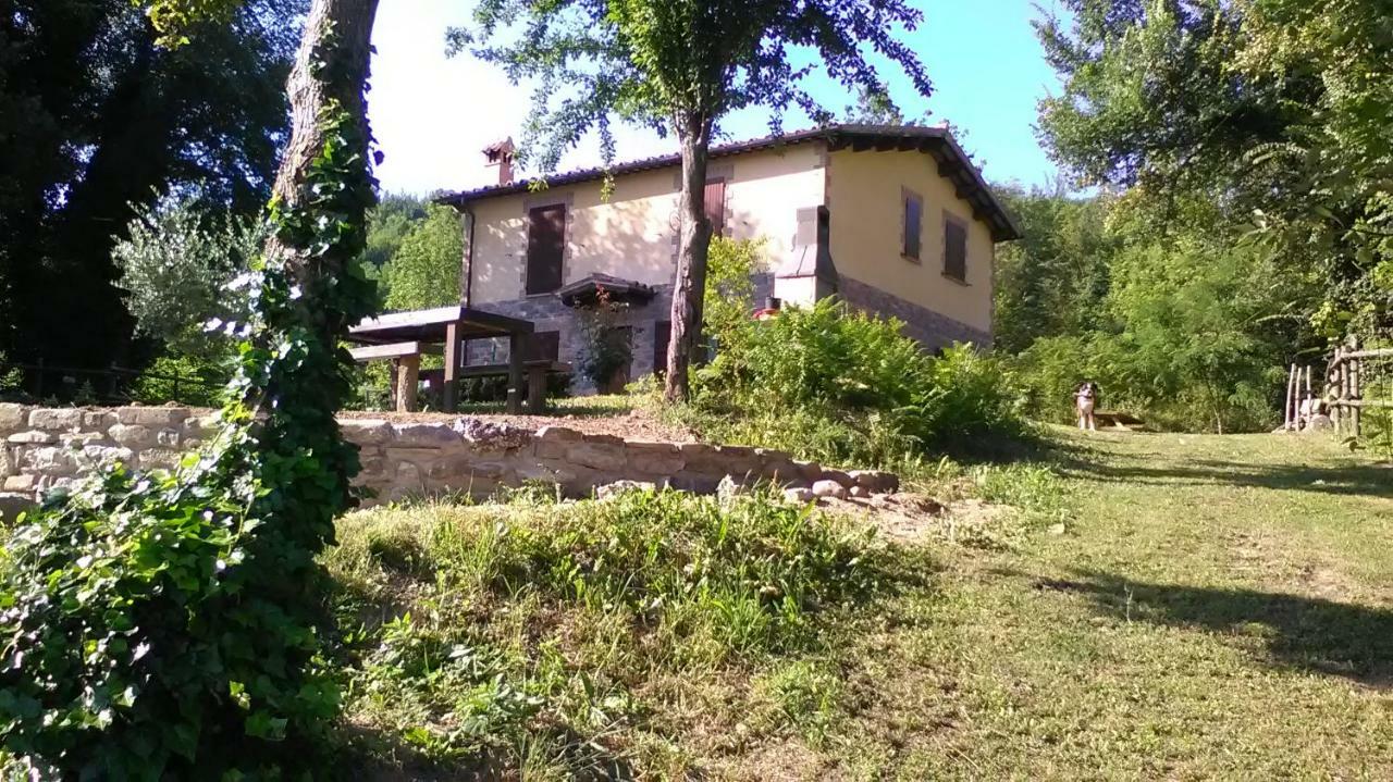 Appartamento Il Gelso Rosso Comunanza Esterno foto